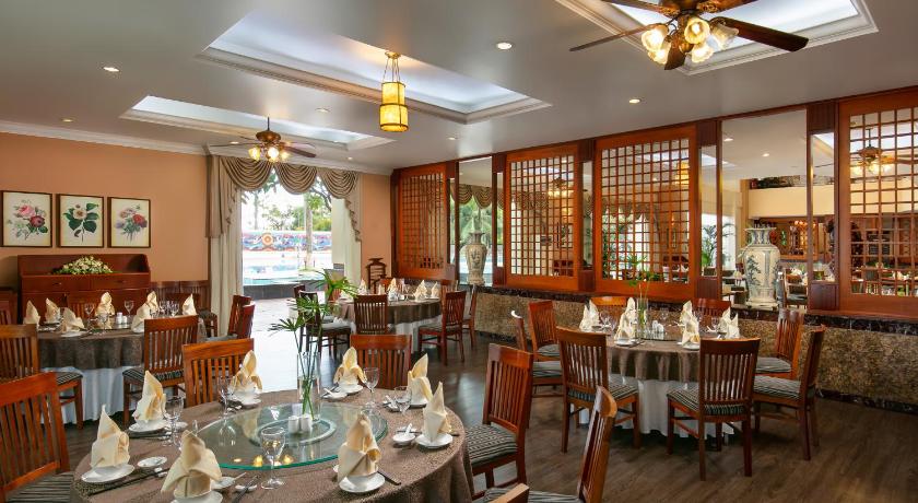 ハイズオン Nam Cuong Hai Duong Hotel 4つ星 ホテル ロビー