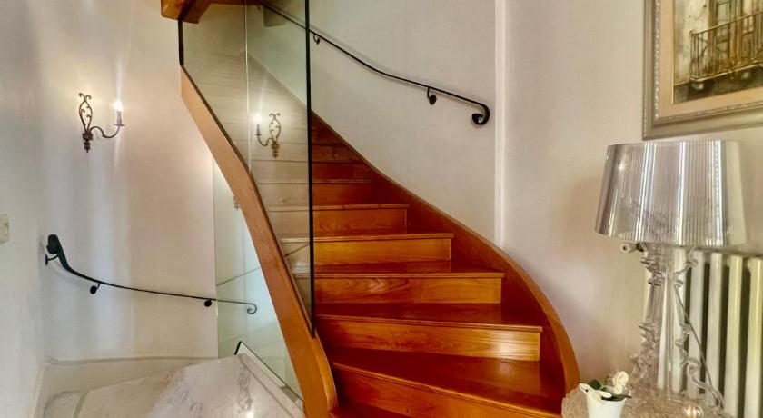 Atenea Luxury Suites photo
