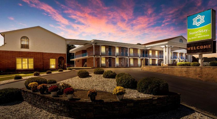 SureStay Hotel by Best Western Bardstown General Nelson photo