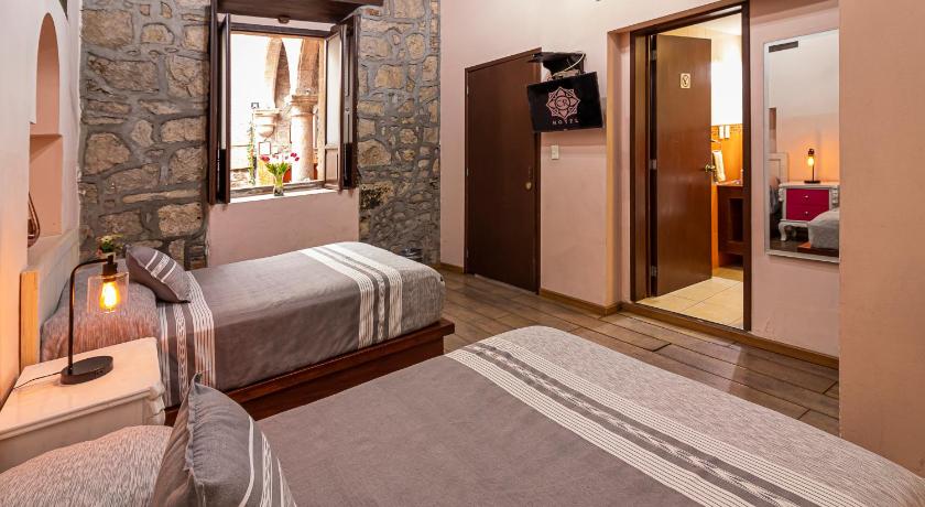 Hotel Cantera Rosa — Hotel in Morelia