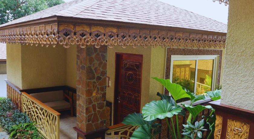 Image of Casitas Deluxe 12