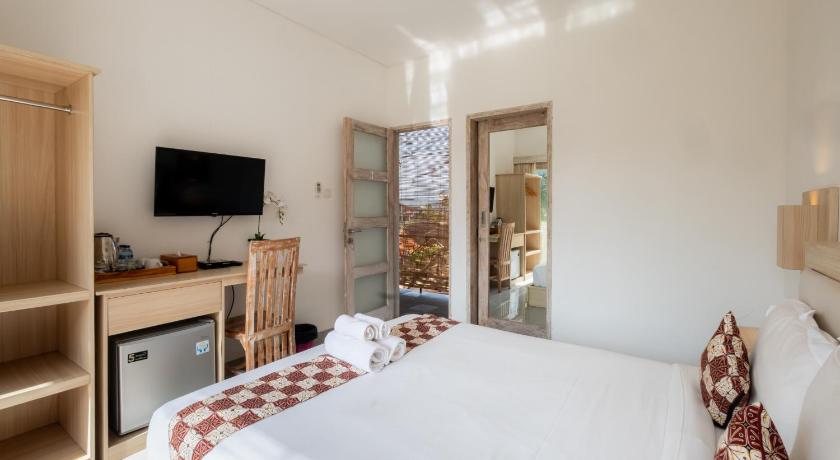 Suweta Homestay with Private Pool by Supala photo