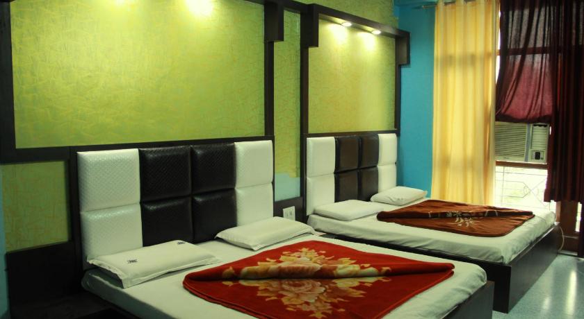 AASHIRWAD HOTEL photo