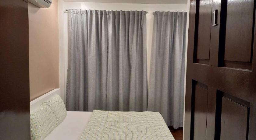 GLC SUITES photo