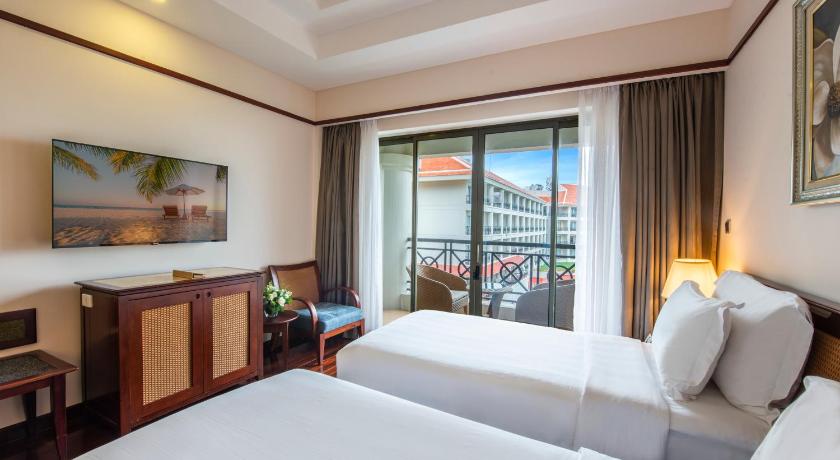 Image of Deluxe Twin Room 9