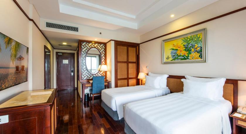 Image of Deluxe Twin Room 11