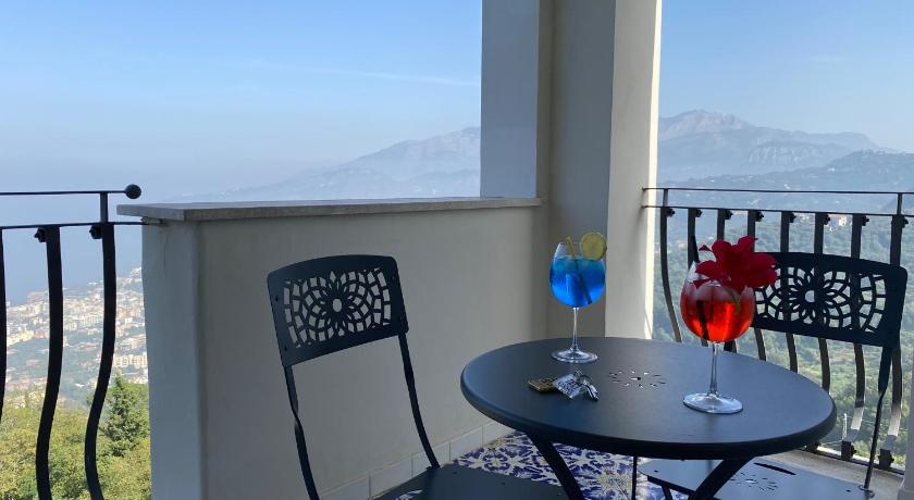 Grand Hotel Hermitage photo