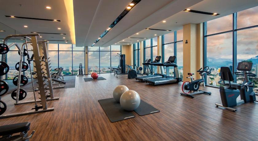 Luxury Beach Condo 5-star, Pool, Gym, Sauna photo