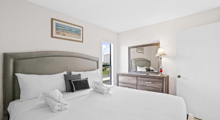 Image of Two-Bedroom Apartment 7