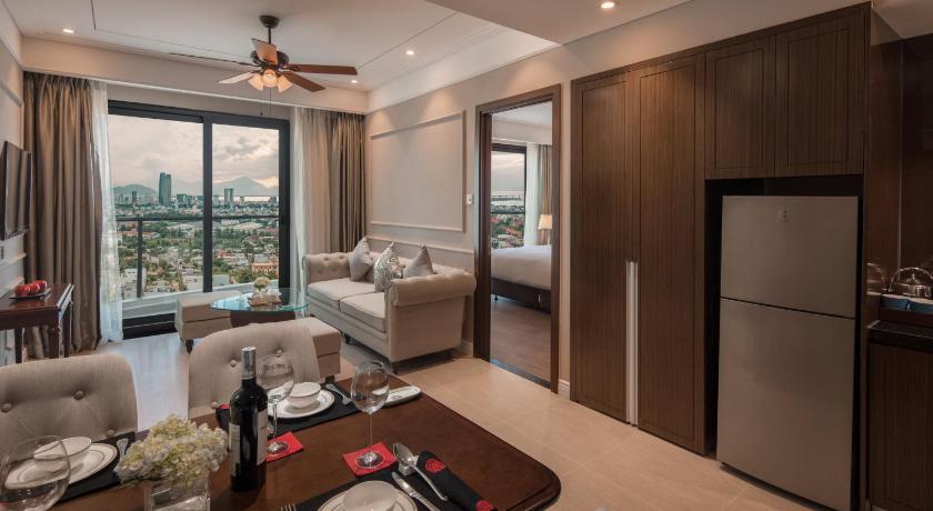Luxury Beach Condo 5-star, Pool, Gym, Sauna photo