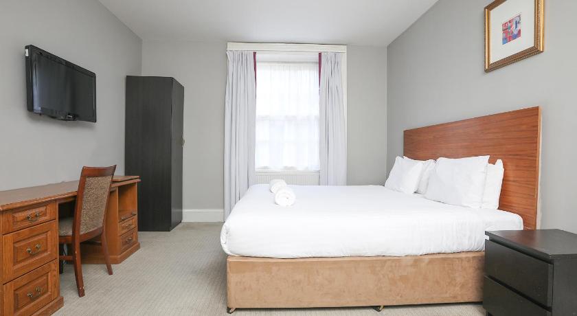 Image of Three-Bedroom House 3