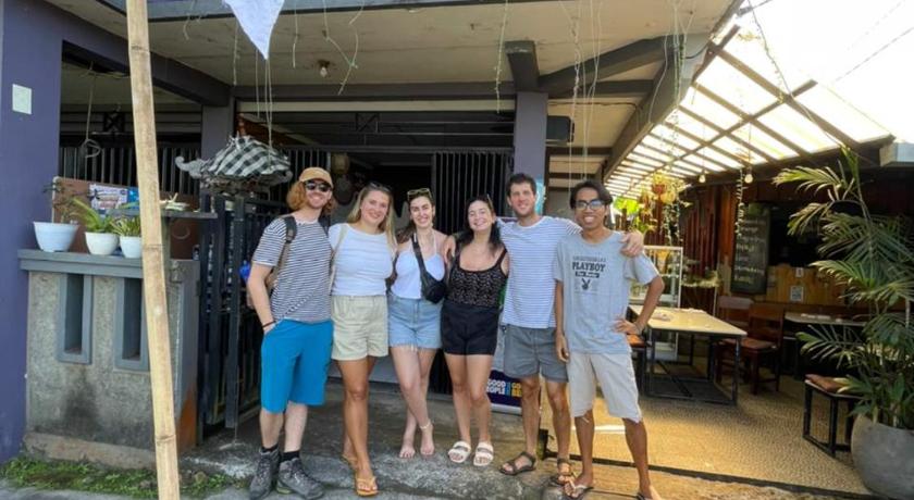 Dong Paloh Hostel photo