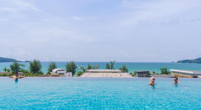 Patong Beachfront Studio 2 Mins Walk To Whitebeach - image 2