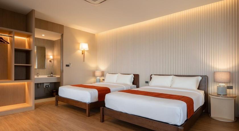 Image of Family Room 7