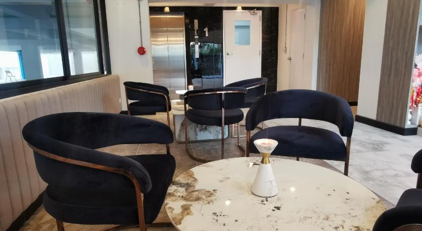 バンコク ABC@48 Hotel & Service Apartment 4つ星 ホテル ロビー