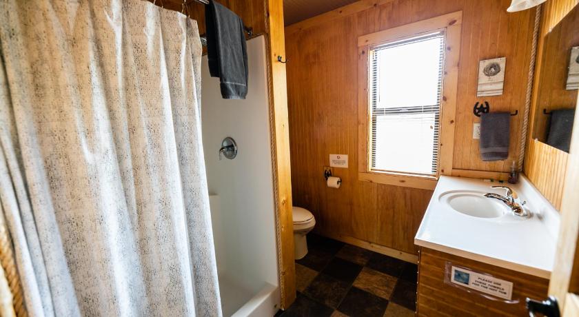 Walnut Canyon Cabins photo