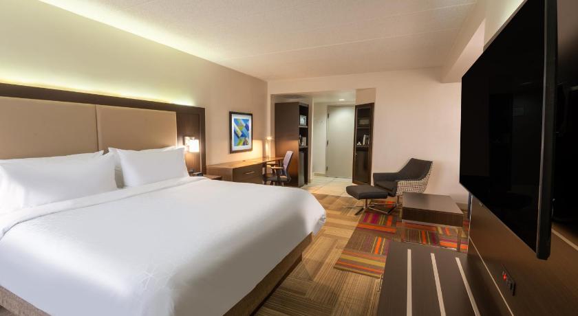 Holiday Inn Express Bensalem photo