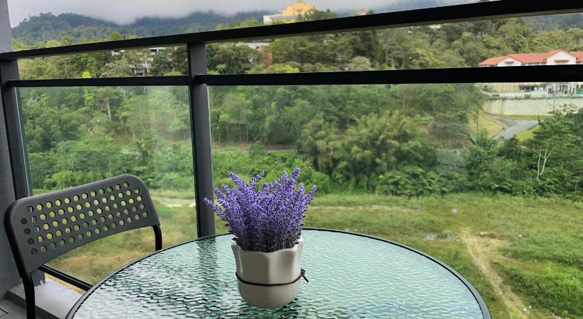 LOVEly 2 bedrooms Premier Suite @VISTA | FREE WIFI - image 30