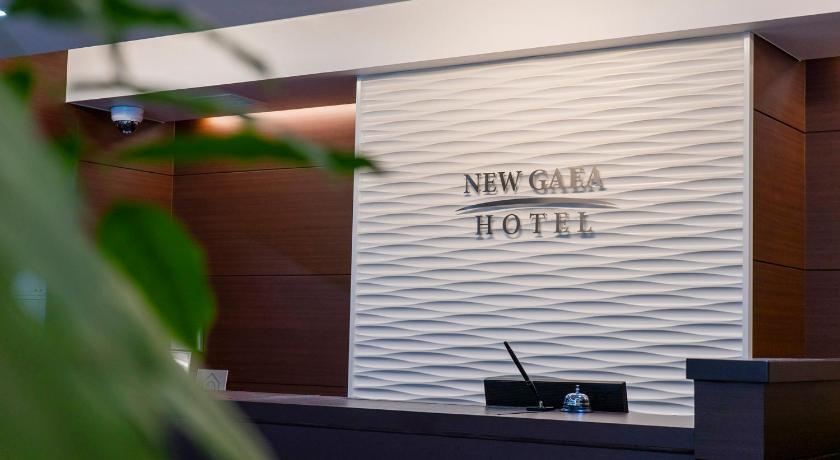 a building with a sign on the front of it, Hotel New Gaea Kamigofuku in Fukuoka