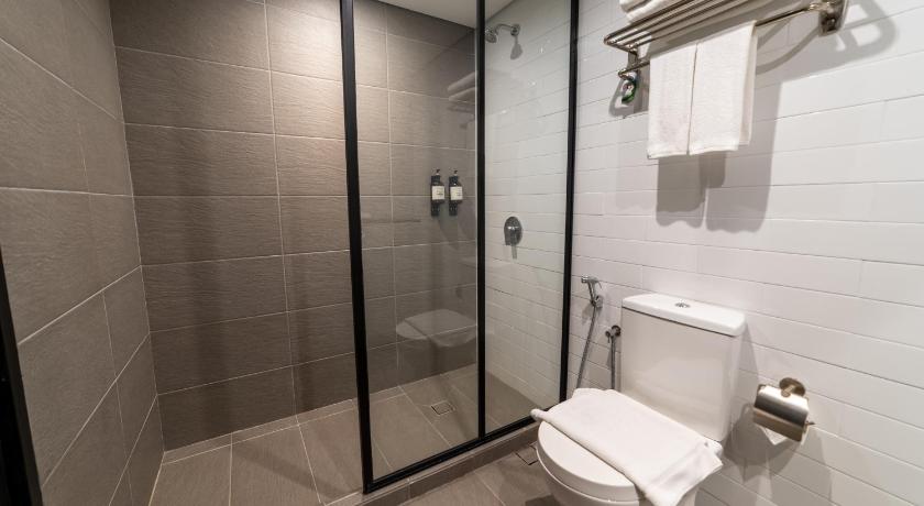 Image of Deluxe Premier Twin 8