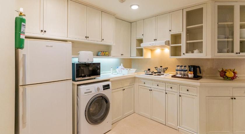 صورة غرفة عائلية مطلة على البحيرة (Lake View Family Room) 16