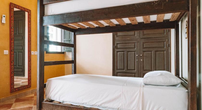 Image of Bed in 6-Bed Dormitory Room 0