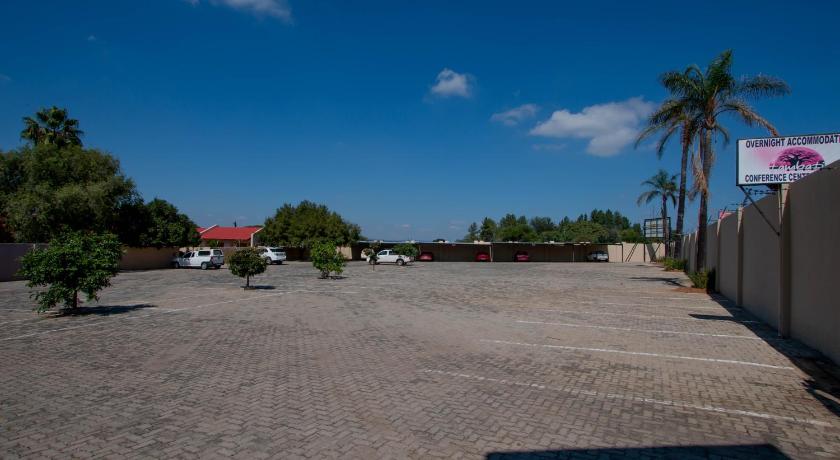Tambati Overnight and Conference Center photo