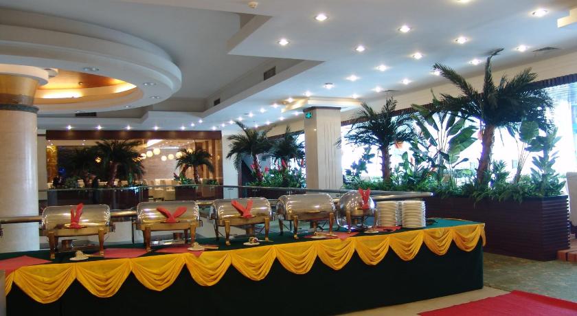 Golden Spring Hotel - image 19