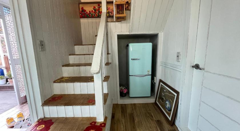 Image of Loft Room with Terrace 8