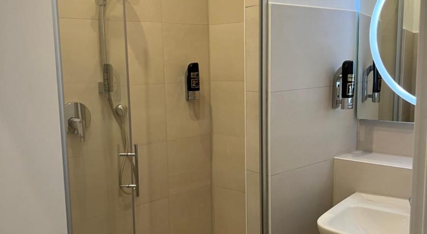 Slamba Hostel — Hotel in Augsburg