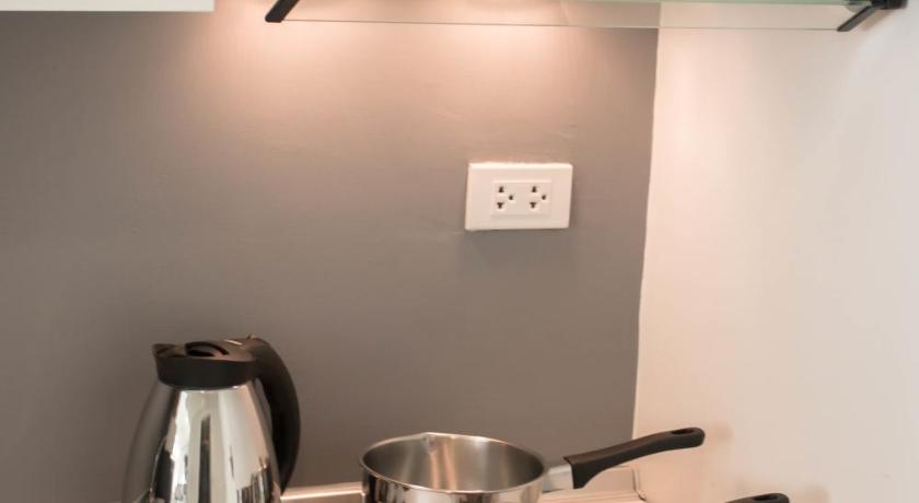 Image of One-Bedroom Apartment 6