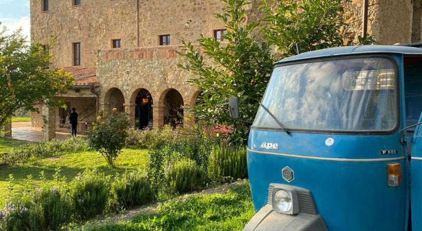 Podere Montale Il Borgo — Hotel in Seggiano