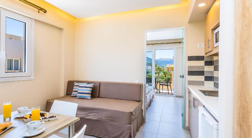 Image of Superior One-Bedroom Triple Apartment 5