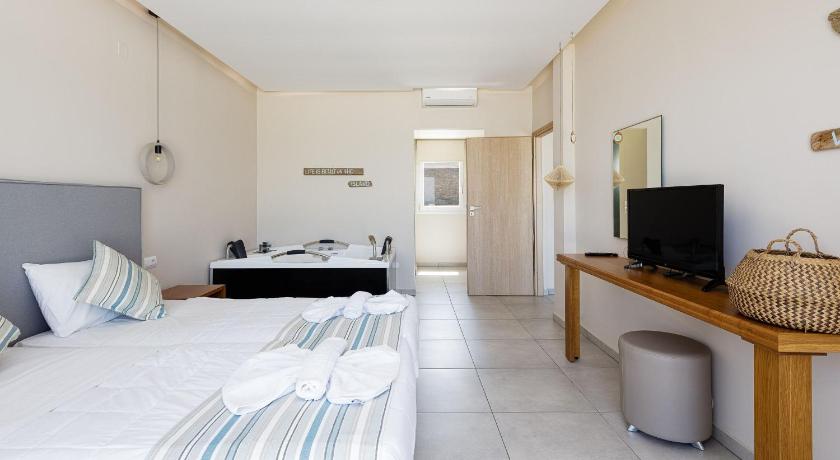 Image of Villa with Private Pool and Sea Front View 14