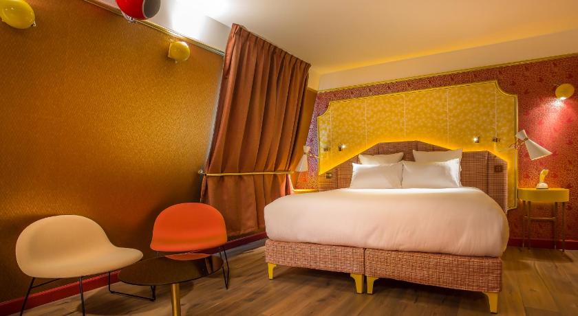 Idol Hotel