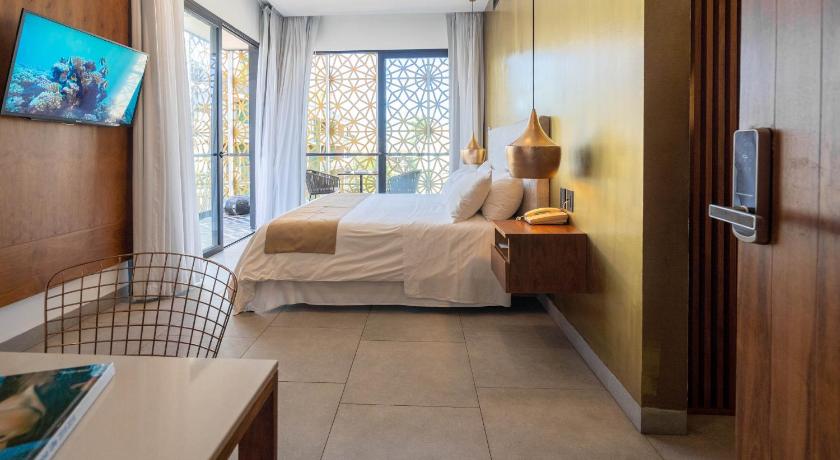 Image of Superior King Room 0