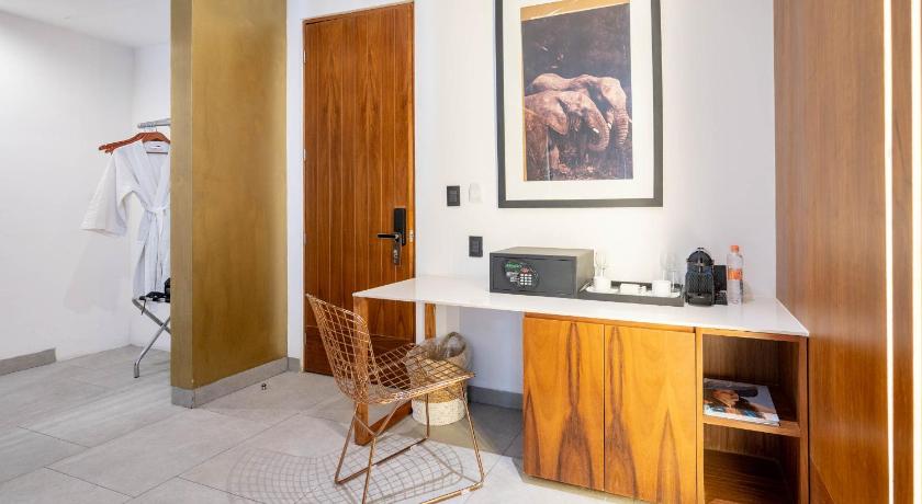 Image of Premium Quadruple Room 12