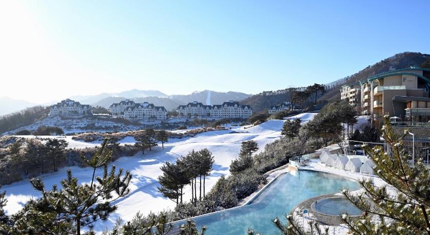Hongcheon Sonofelice village Vivaldipark 4-Star Hotel exterior