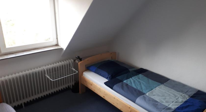 6 schone CITY- Zimmer photo