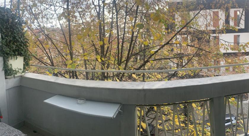 Korca Central Flat photo