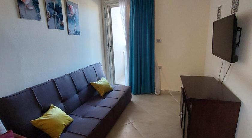 Sea View apartment on the promenade photo