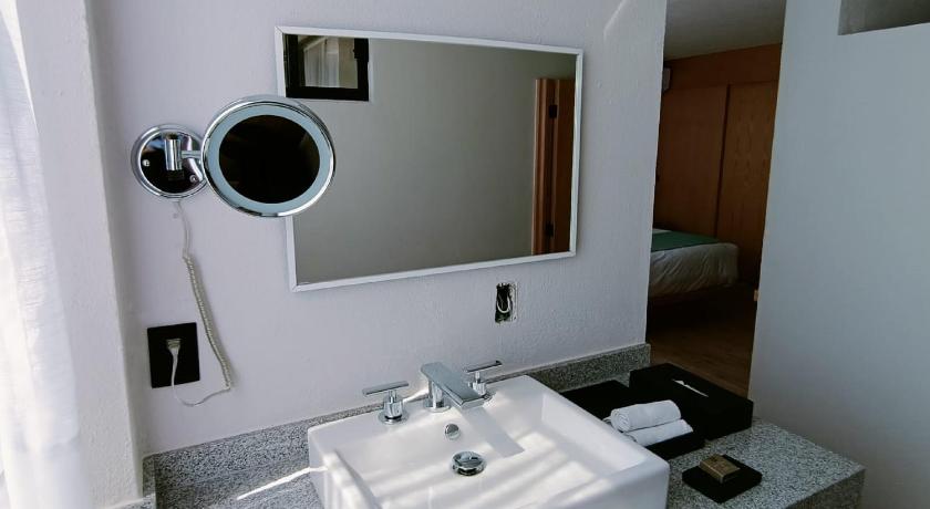 Sunrock Condo Hotel photo