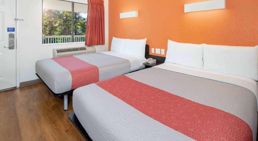 Motel 6-Arcadia, CA - Los Angeles - Pasadena Area photo