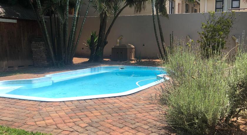 Spring Acres Guesthouse photo