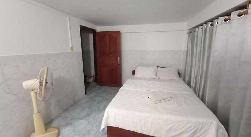 Silver Dolphin Guesthouse photo
