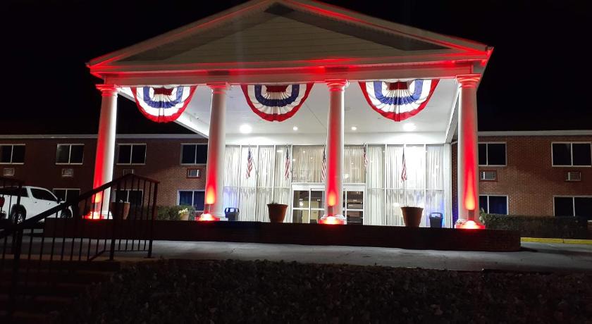 Americas Best Value Inn & Suites Phenix City photo