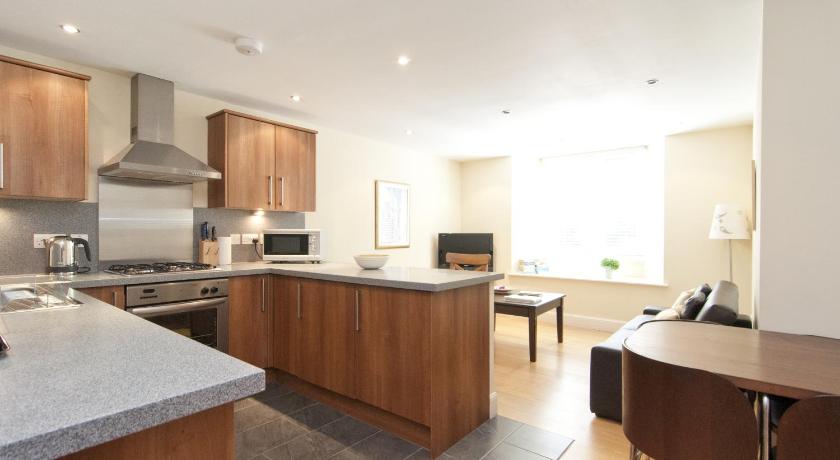 Image of 2 Bedroom Apartment Hot Deal 1