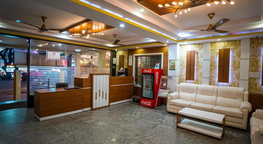 Hotel Prakaash Comforts photo