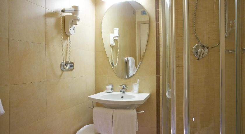 Hotel Dei Vicari photo
