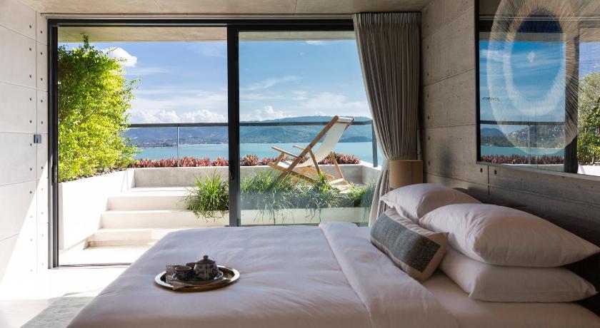 Image of Villa with Sea View 4